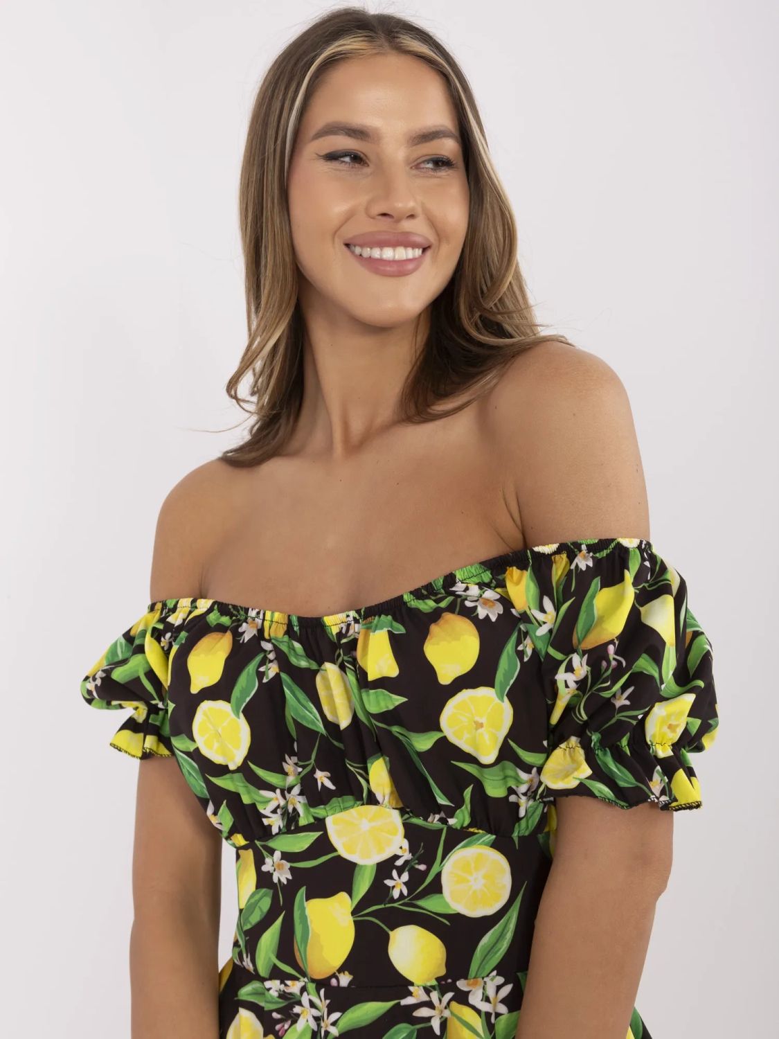 Ausgestellte Sommerkleid in Schwarz-Gelb