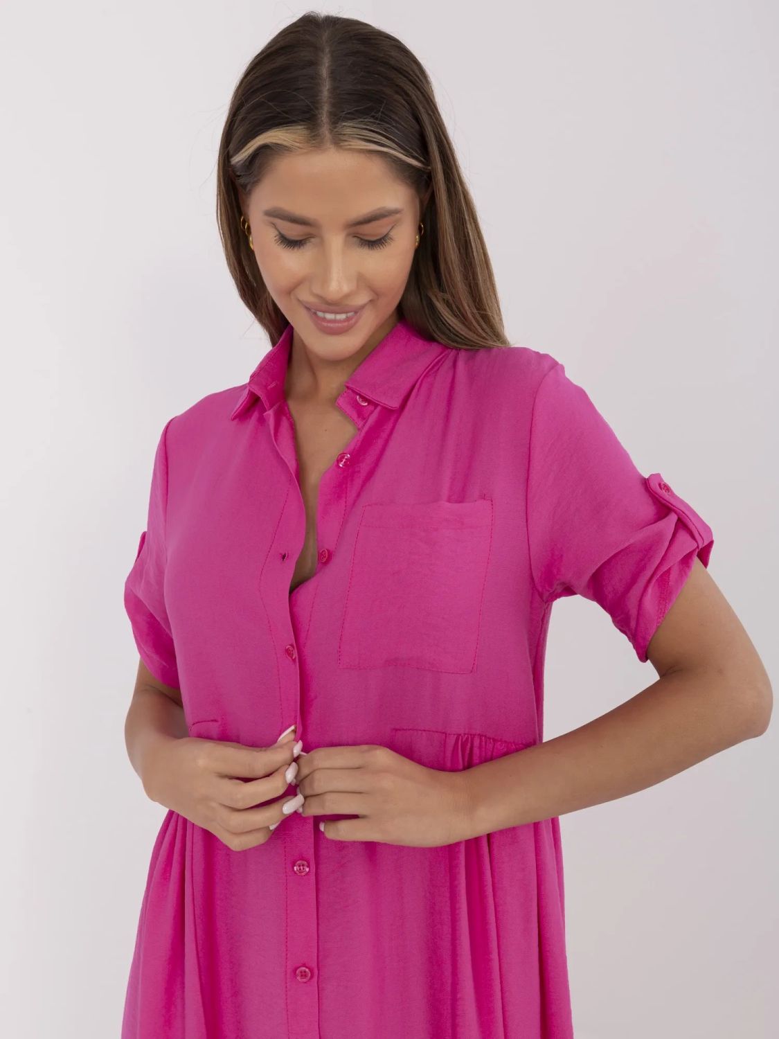 Rosa ausgestellte Kleider mit kurzen Ärmeln