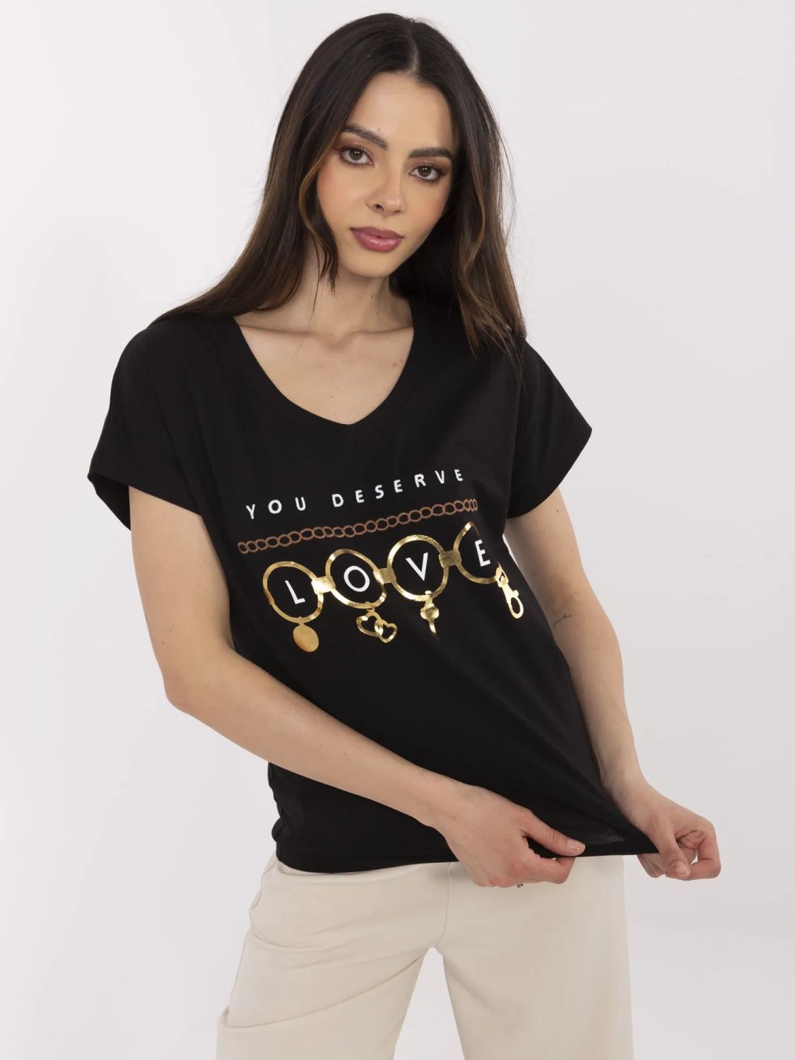 Stylisches schwarzes T-Shirt mit kurzen Ärmeln