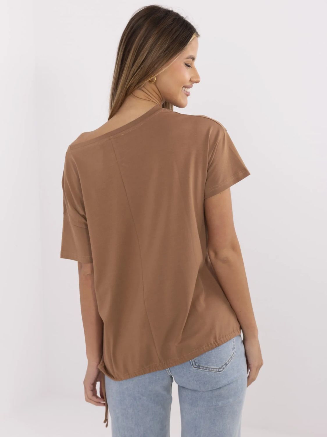 Stylisches T-Shirt mit kurzen Ärmeln in Beige