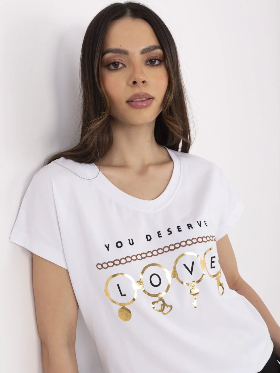 Weißes T-Shirt mit kurzen Ärmeln