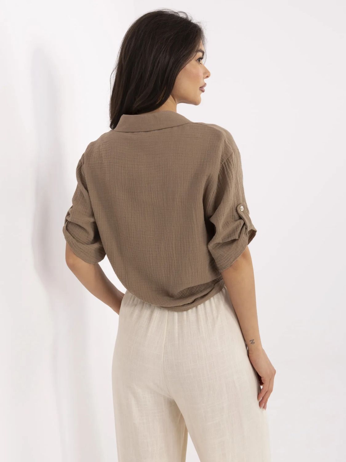 Beige Bluse mit 3/4-Ärmeln