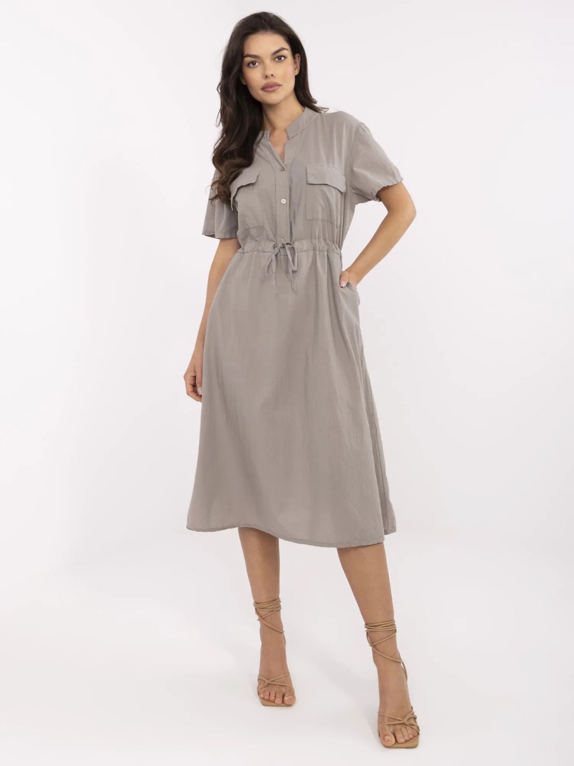 Beige ausgestellte Kleider mit kurzen Ärmeln