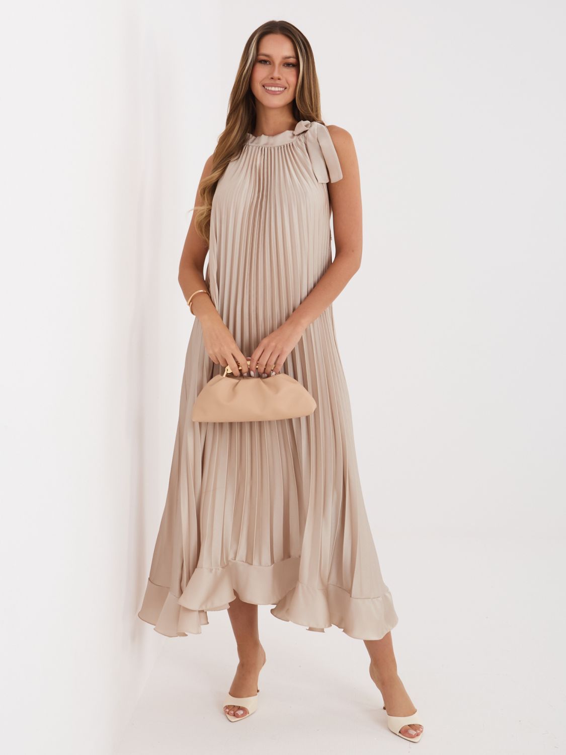 Beiges Cocktail-Midikleid mit Bindegürtel und Volant