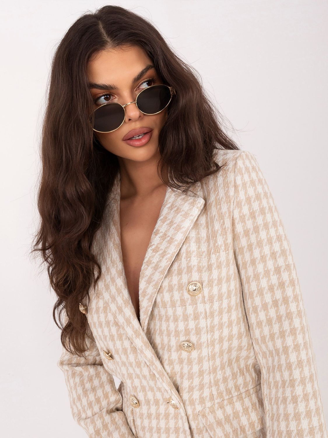 Beiger Blazer mit Hahnentrittmuster und Futter