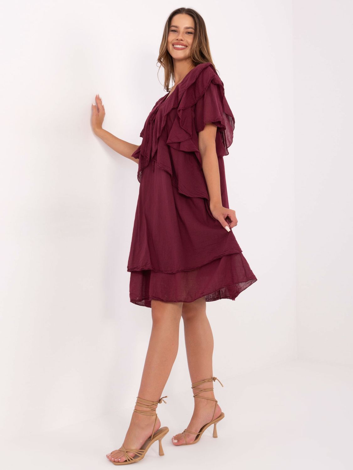 Oversize Kleid mit kurzen Ärmeln in Bordeaux