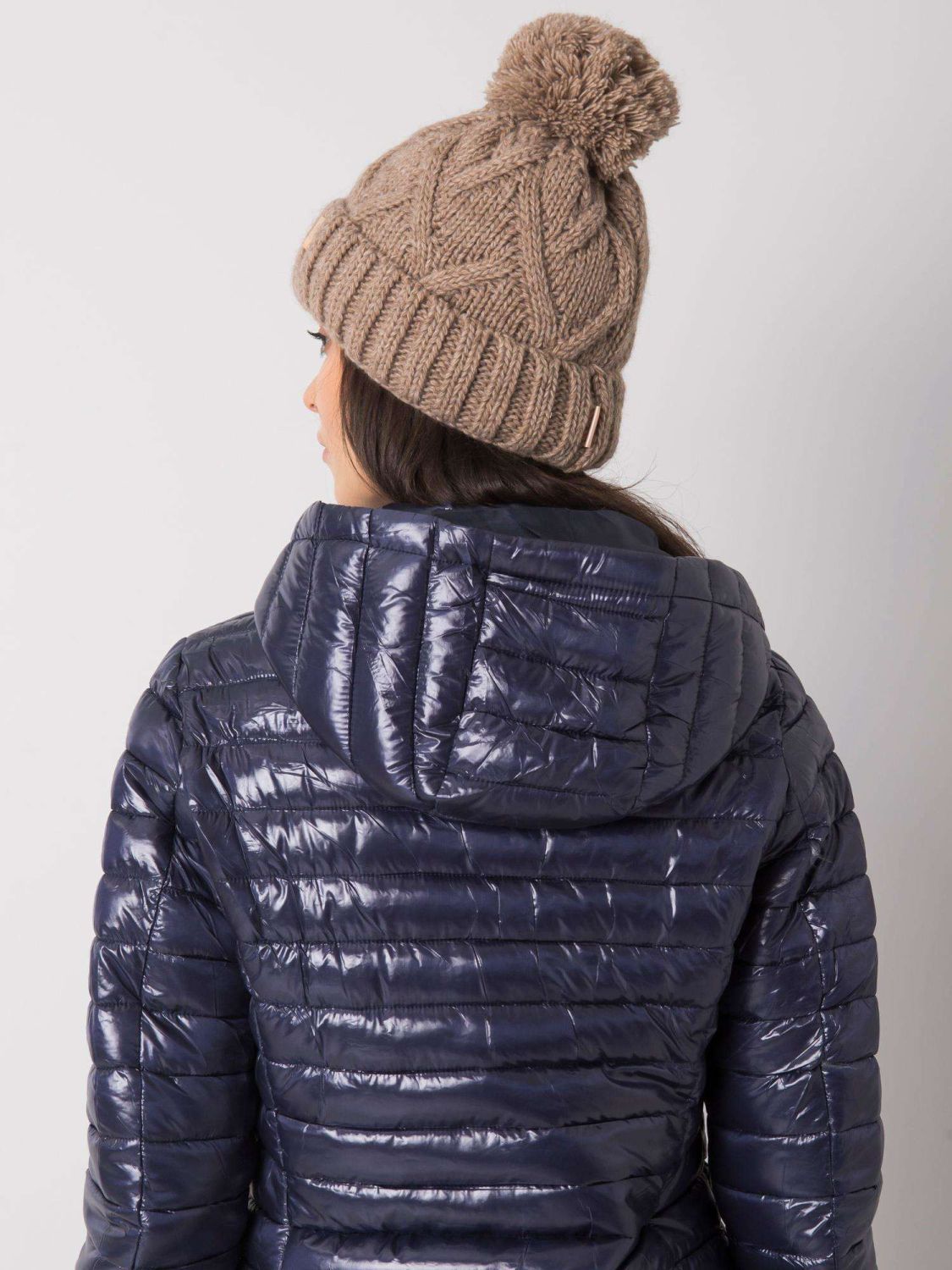 Wintermütze in dunkelbeige mit Futter