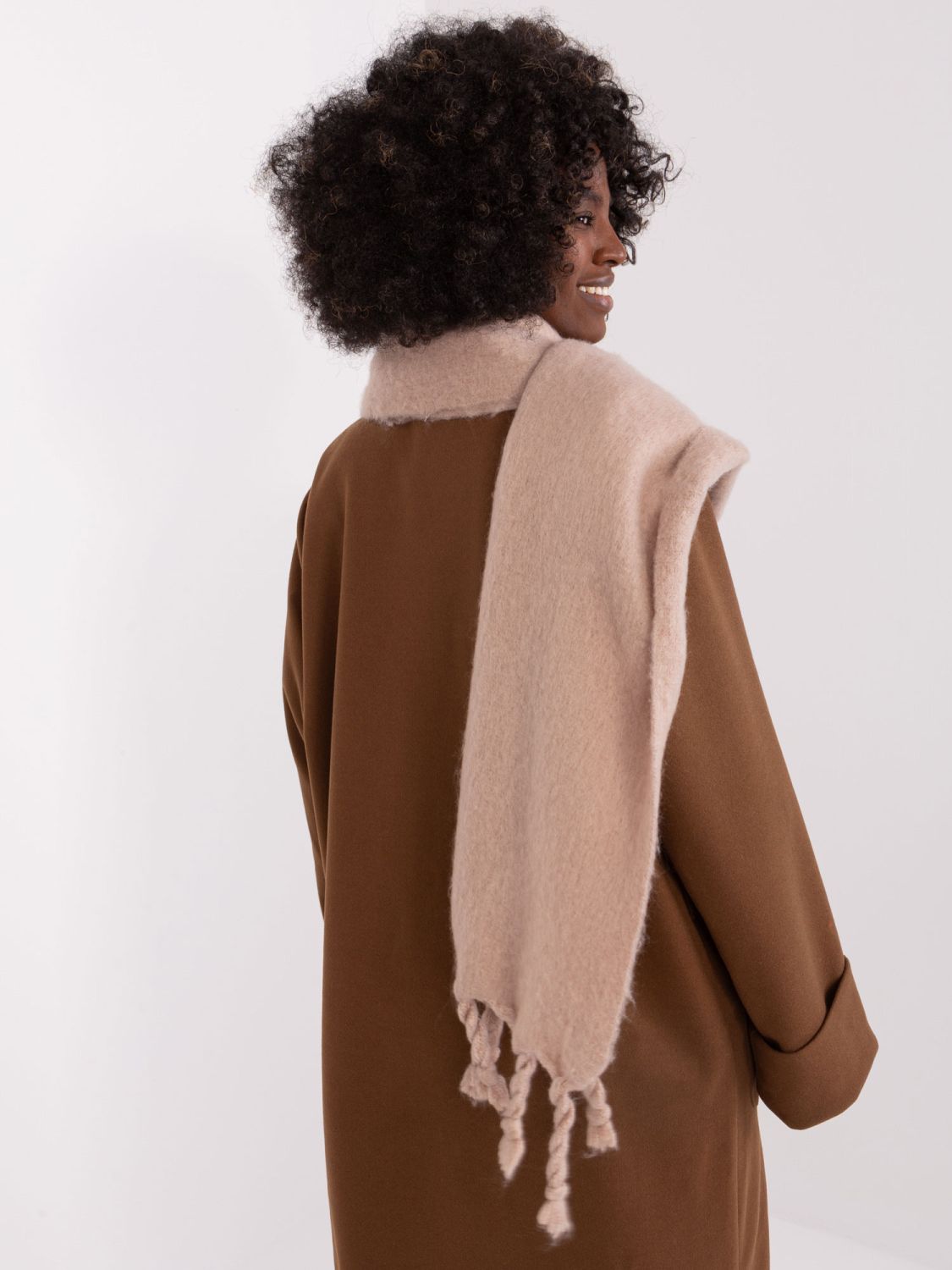 Eleganter beiger Schal