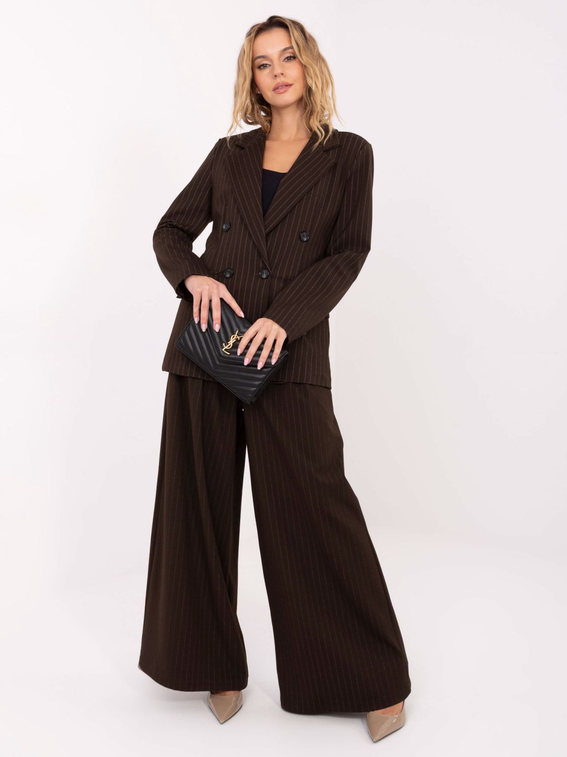 Eleganter brauner Blazer mit Streifen