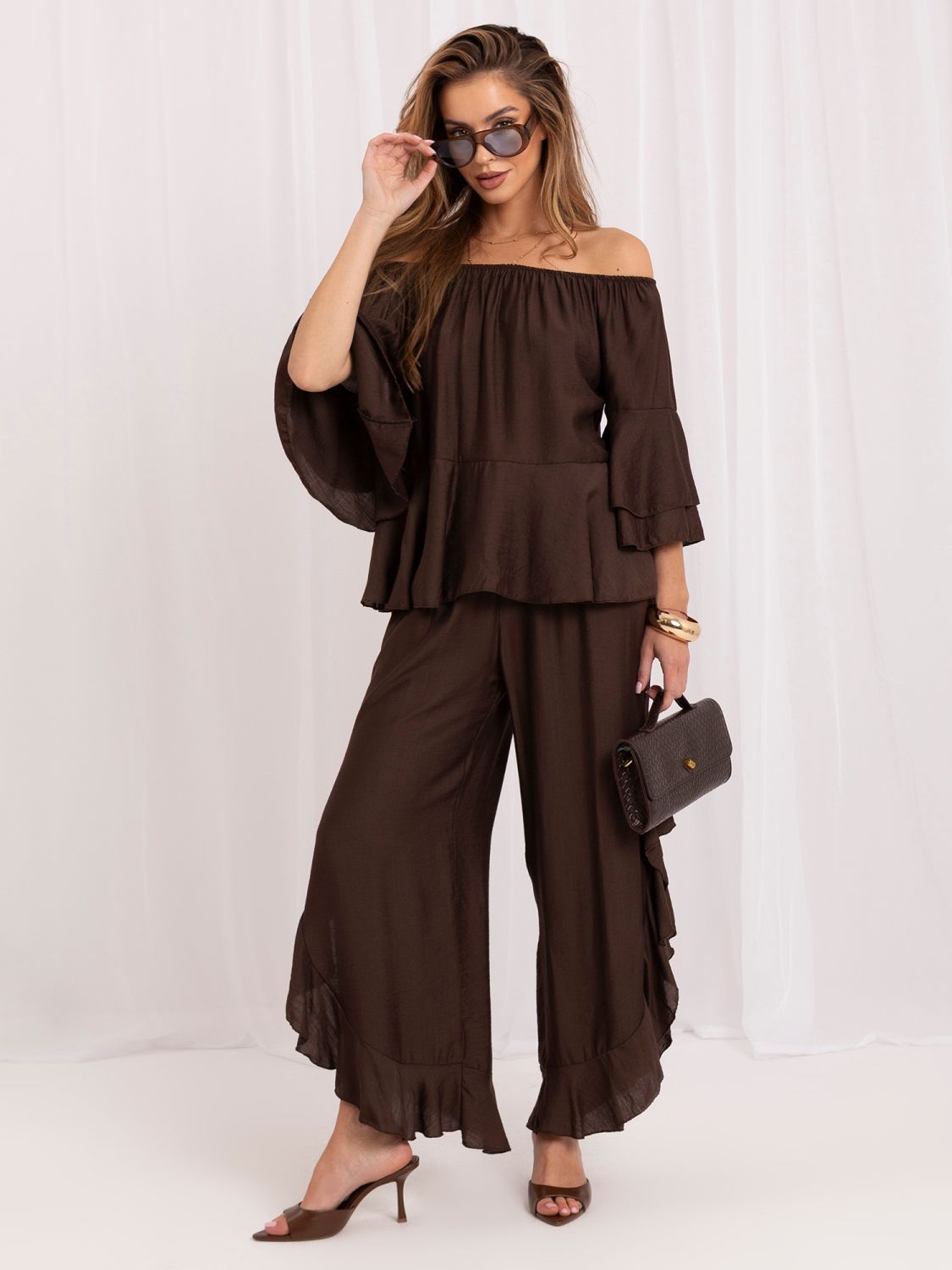 Braunes Set mit Bluse und Hose