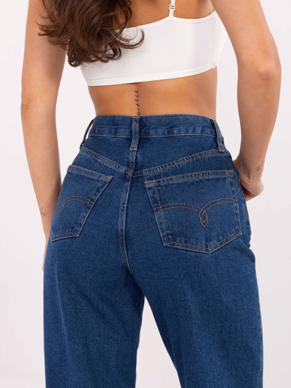 Stylische weite Jeans in Dunkelblau