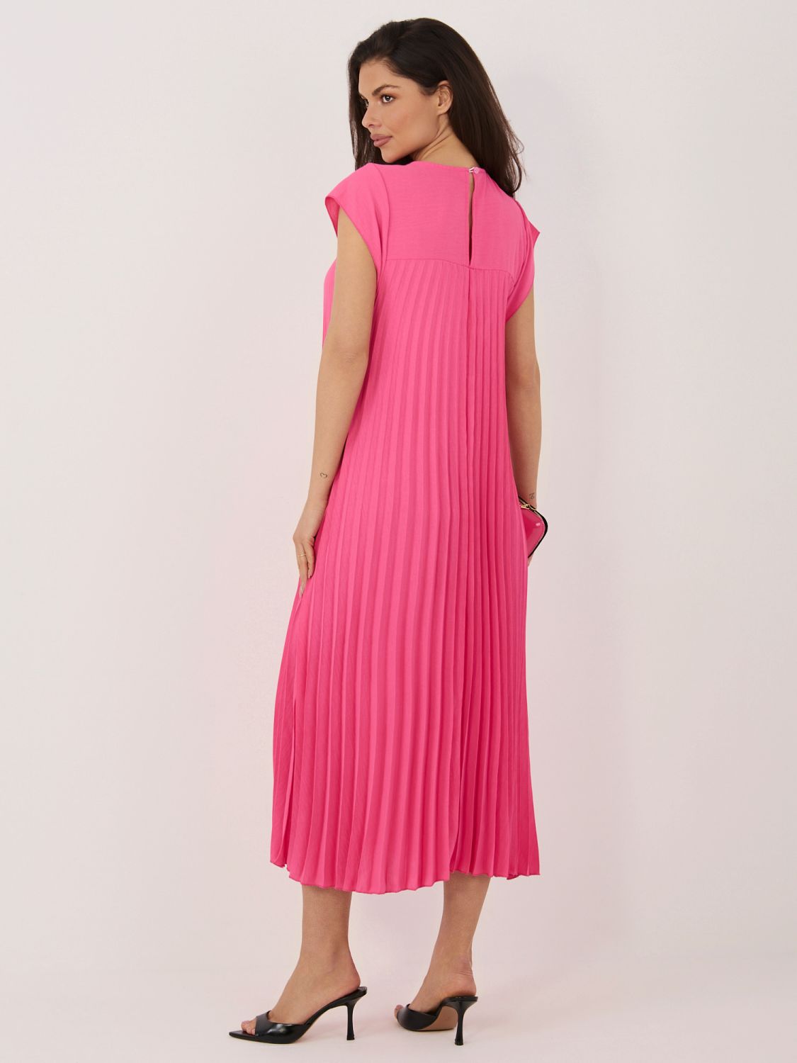 Elegantes rosafarbenes Midi-Kleid mit Taschen