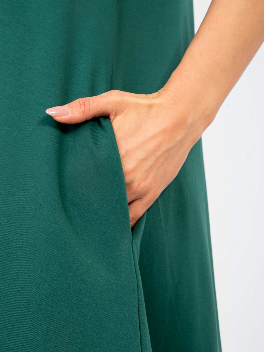 Maxi-Sommerkleid mit Trägern in Dunkelgrün