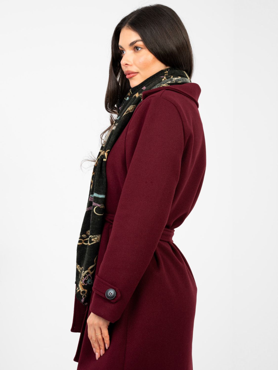 Schwarzes Tuch mit Print