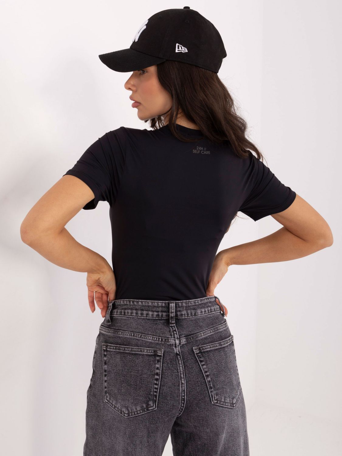 Schwarze, glatte Bluse mit kurzem Ärmel