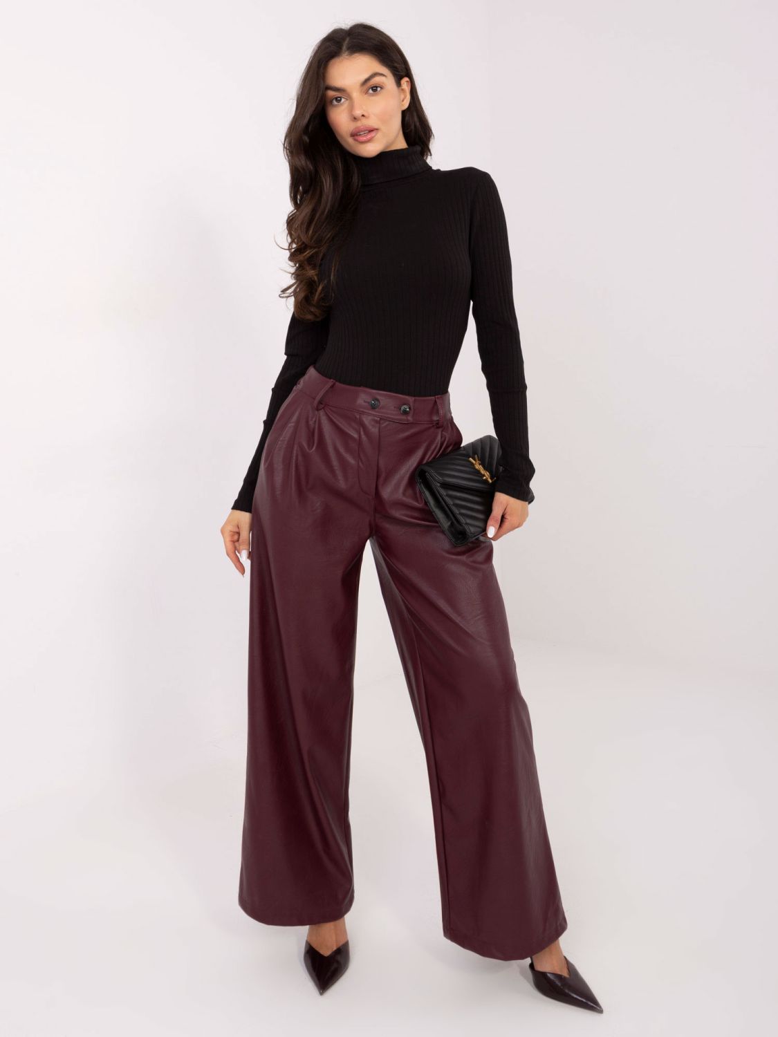 Schwarze gerippte Rollkragenbluse