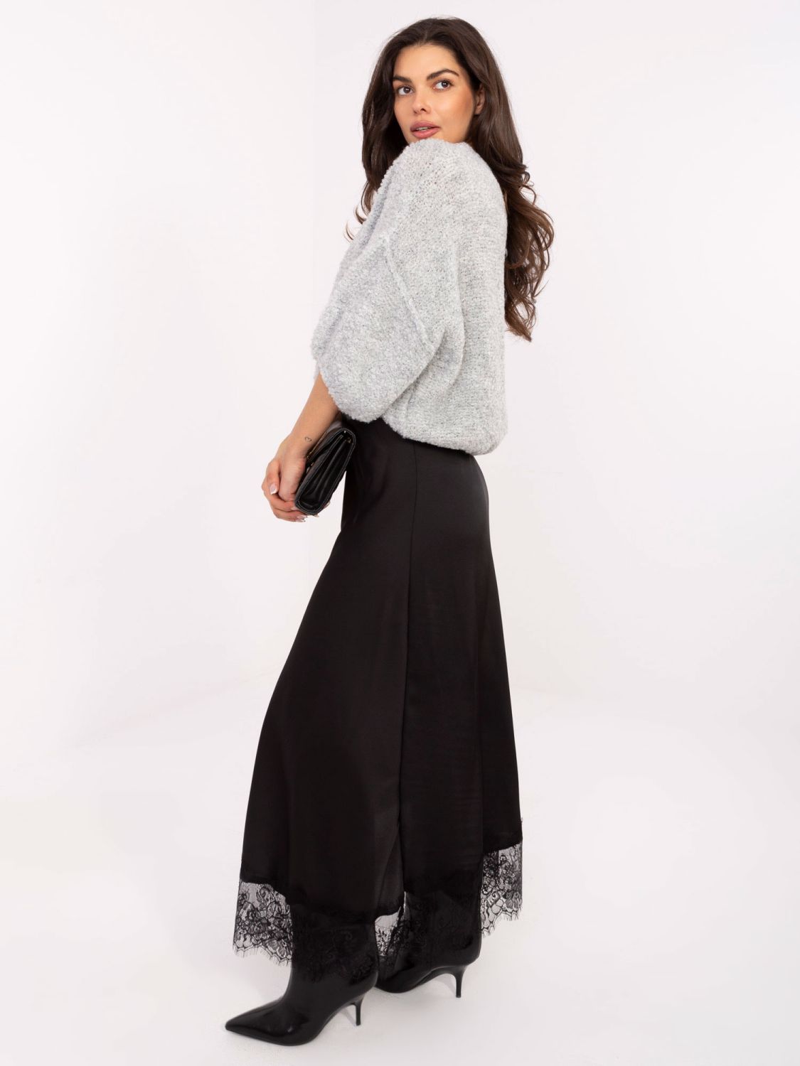 Schwarzer Maxi-Rock mit Spitze