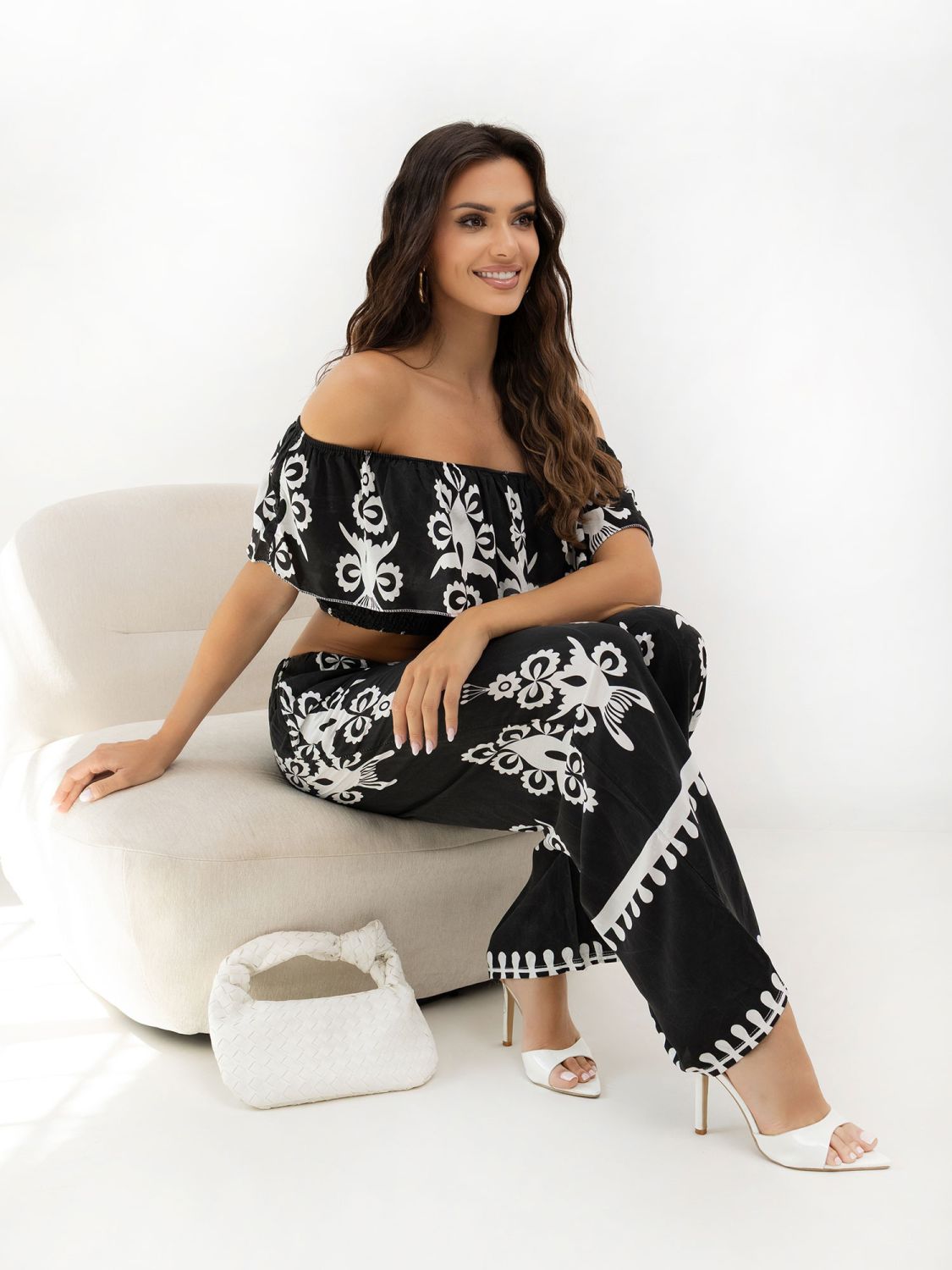 Schwarzes Boho-Set mit Bluse und Hose