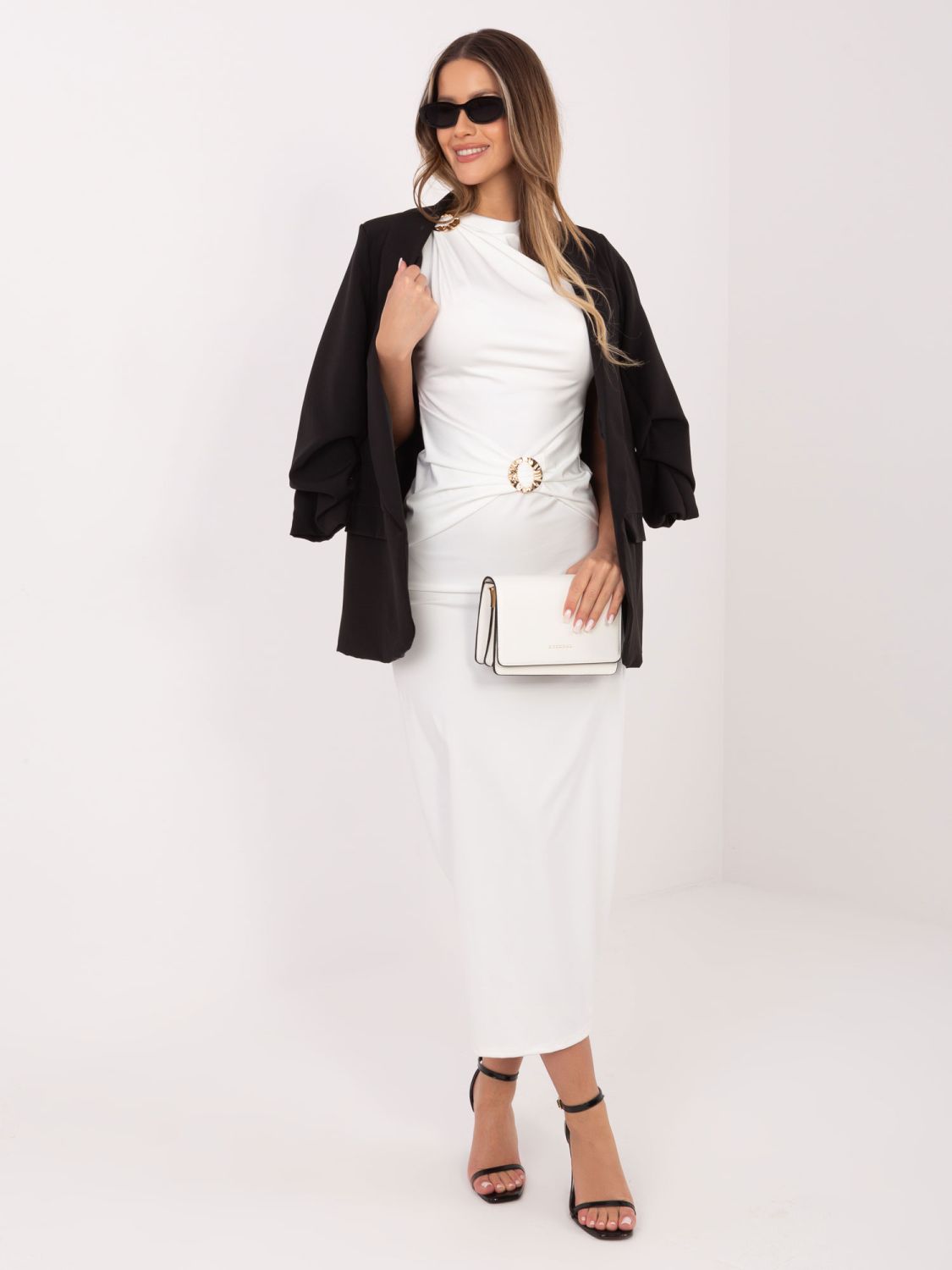 Elegantes Midi-Kleid mit Wasserfallausschnitt, ecru