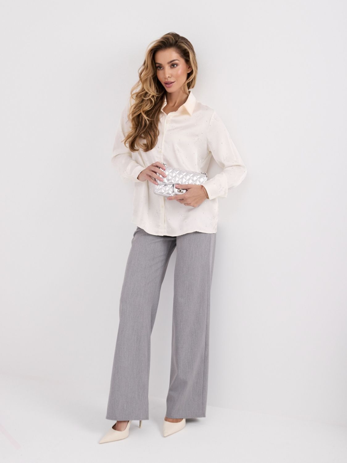 Elegantes Ecru-Hemd mit Applikation