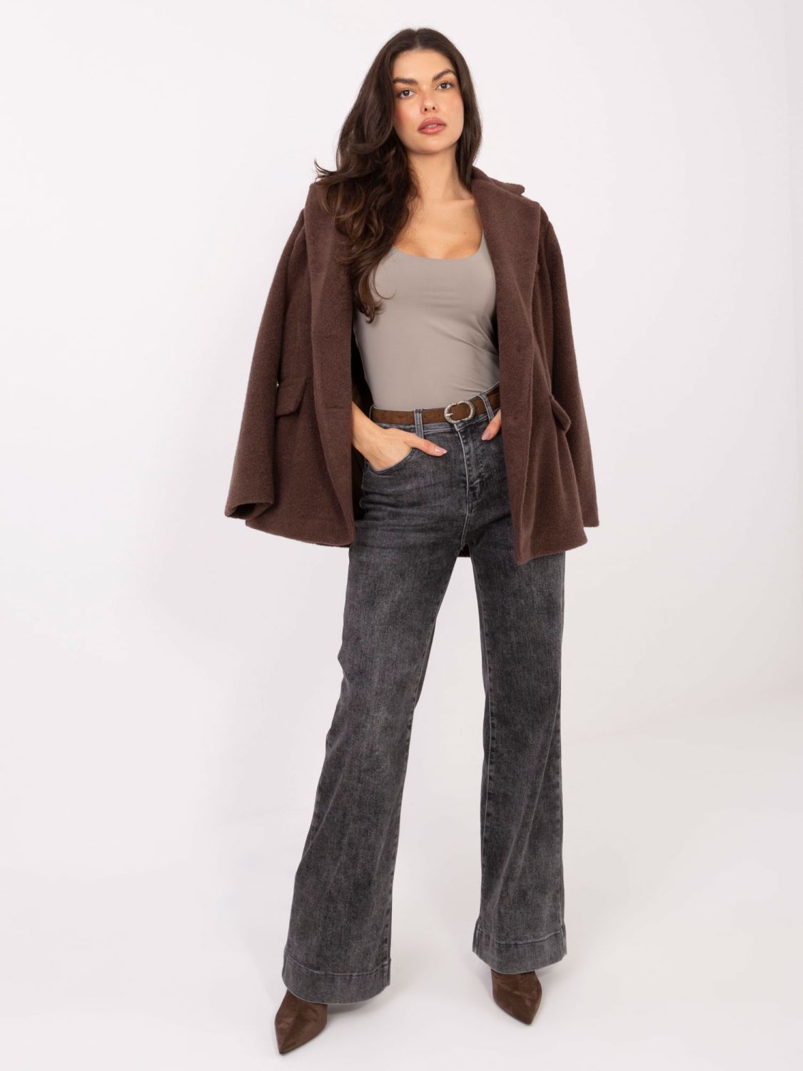 Beigefarbenes ärmelloses Top mit Rundhalsausschnitt