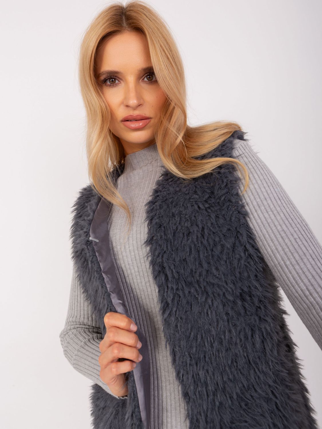 Damenweste in Graphit mit Futter