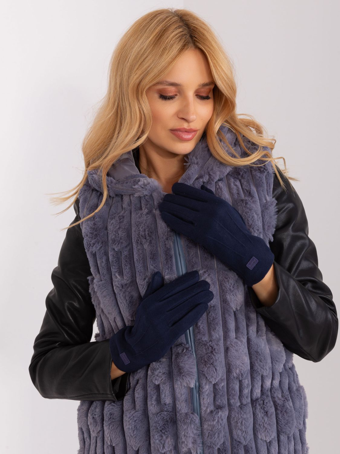 Glatte blaue Handschuhe mit warmer Fütterung