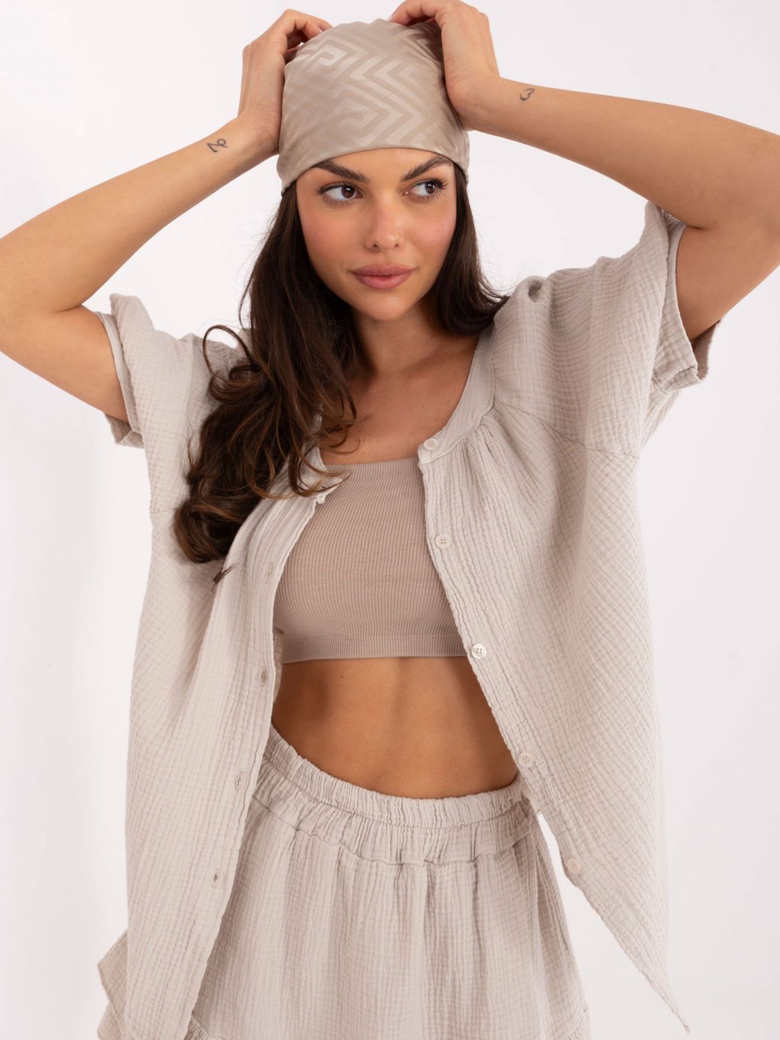 Stylisches Set in hellem Beigeton