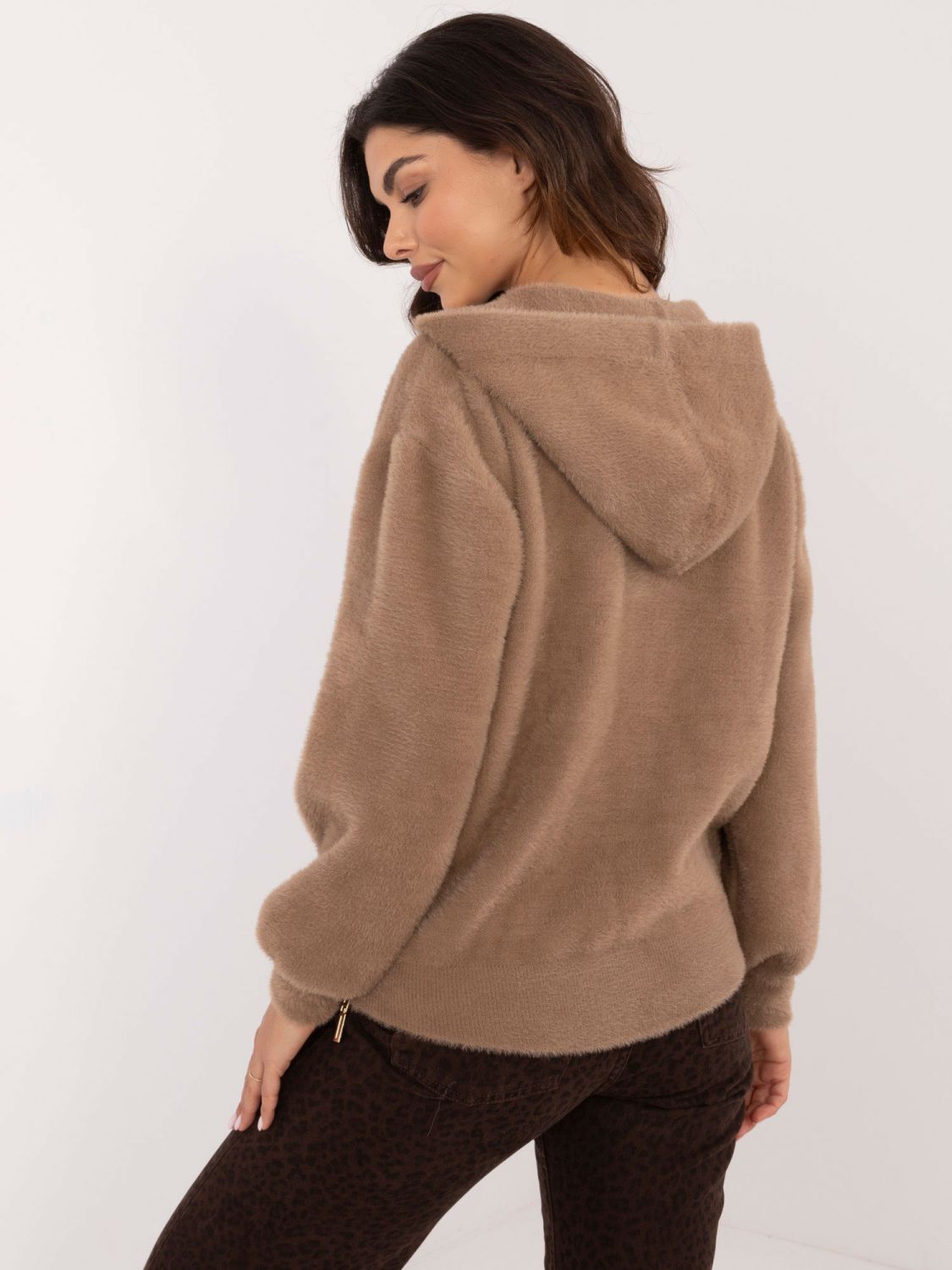 Beige Winterjacke mit Kapuze