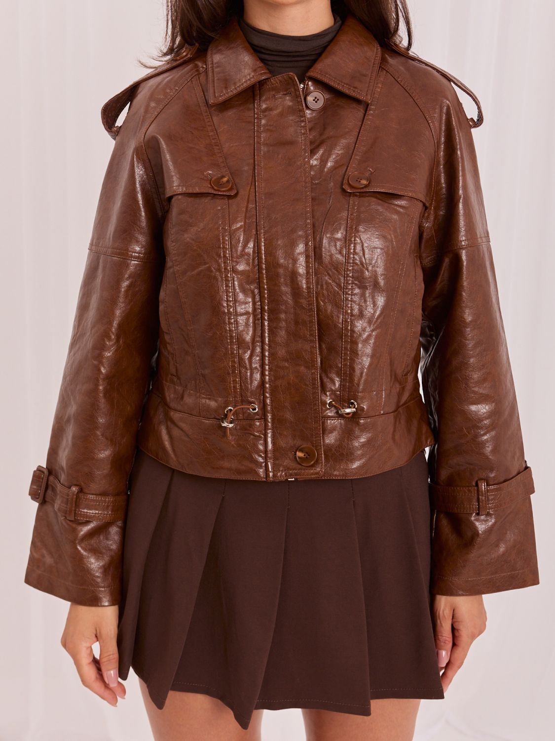 Hellbraune Übergangsjacke aus Kunstleder