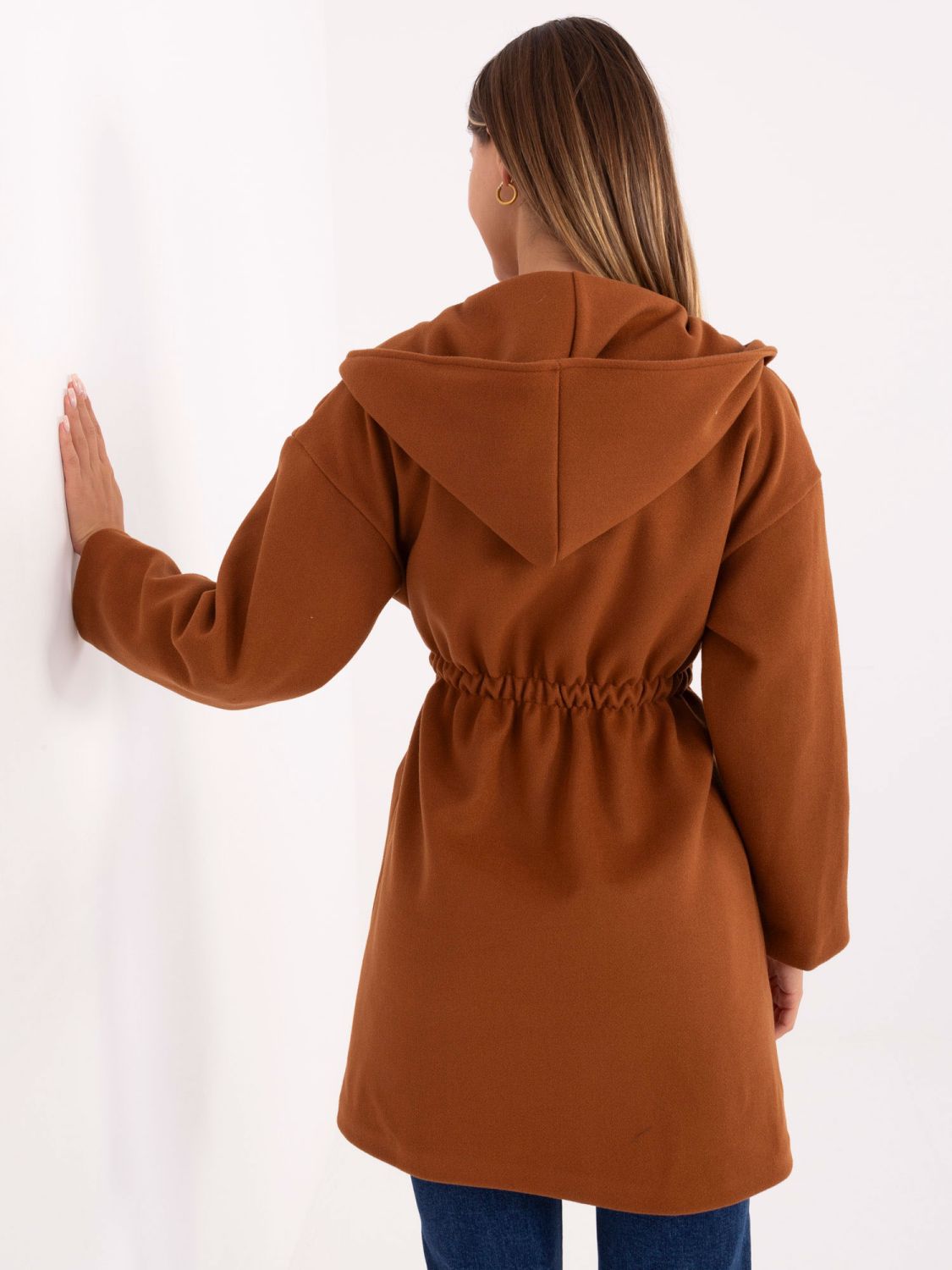 Beiger Übergangsmantel mit Kapuze und Gürtel