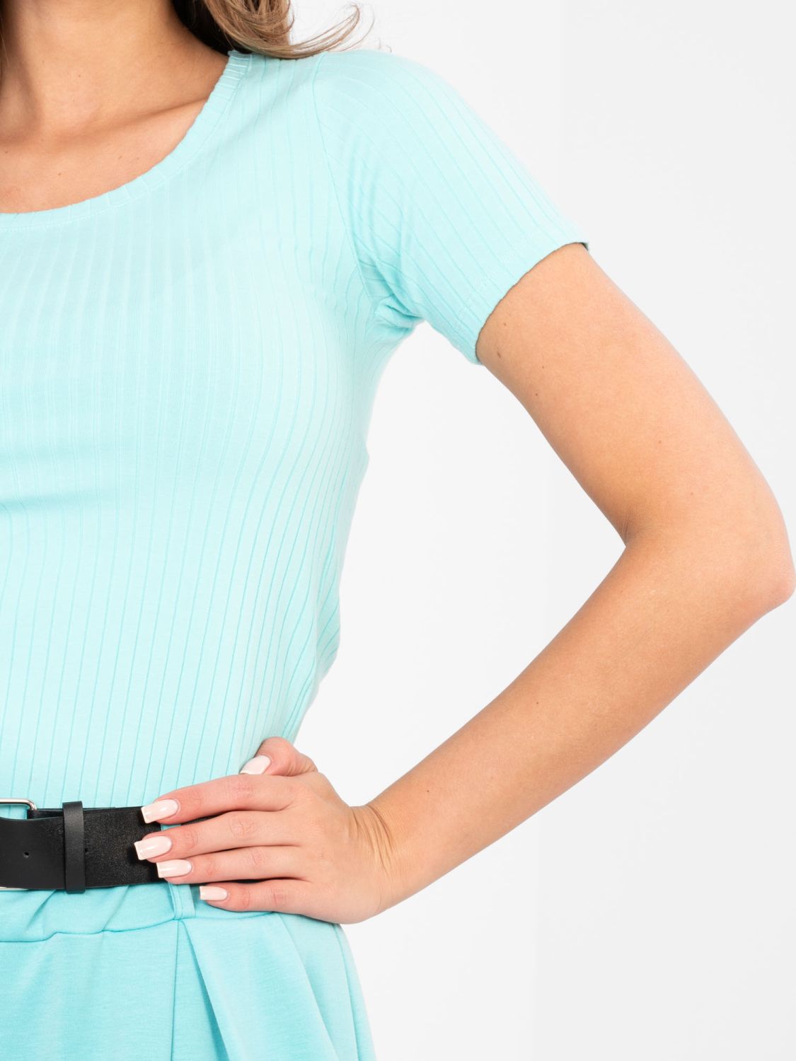 Mintgrüne, gerippte Bluse mit kurzem Ärmel