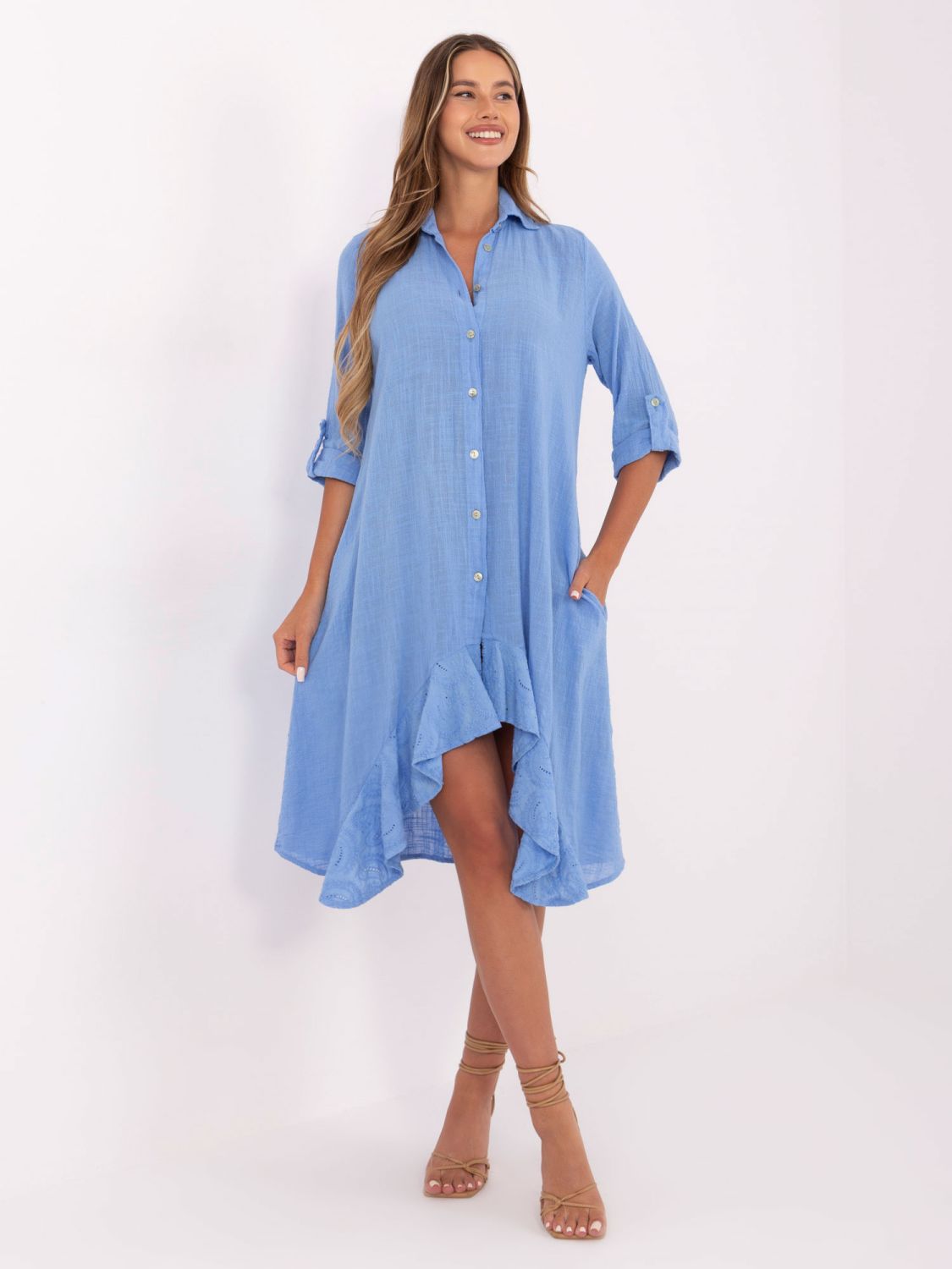 Asymmetrisches blaues Kleid mit 3/4-Ärmeln
