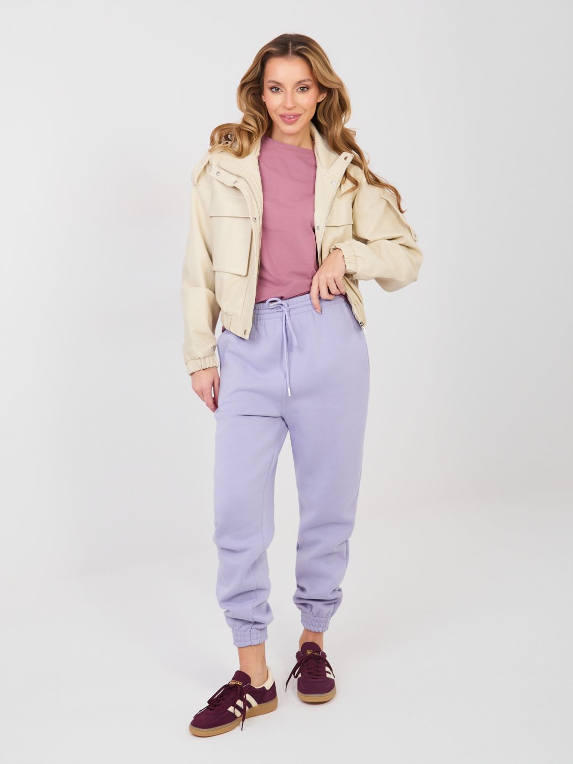 Damen-Jogginghose in Flieder mit hohem Bund