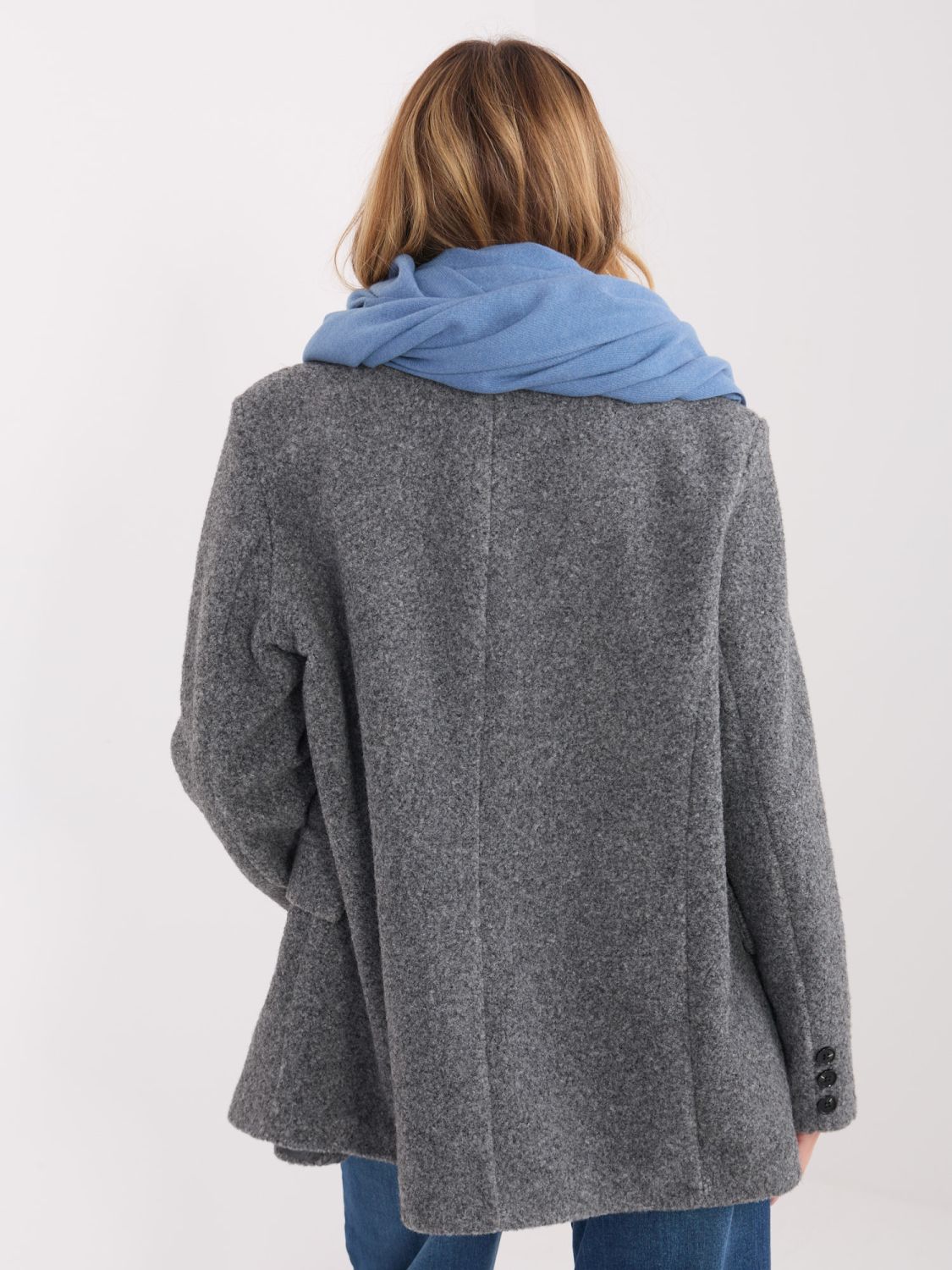 Stilvoller Schal in Grau-Blau