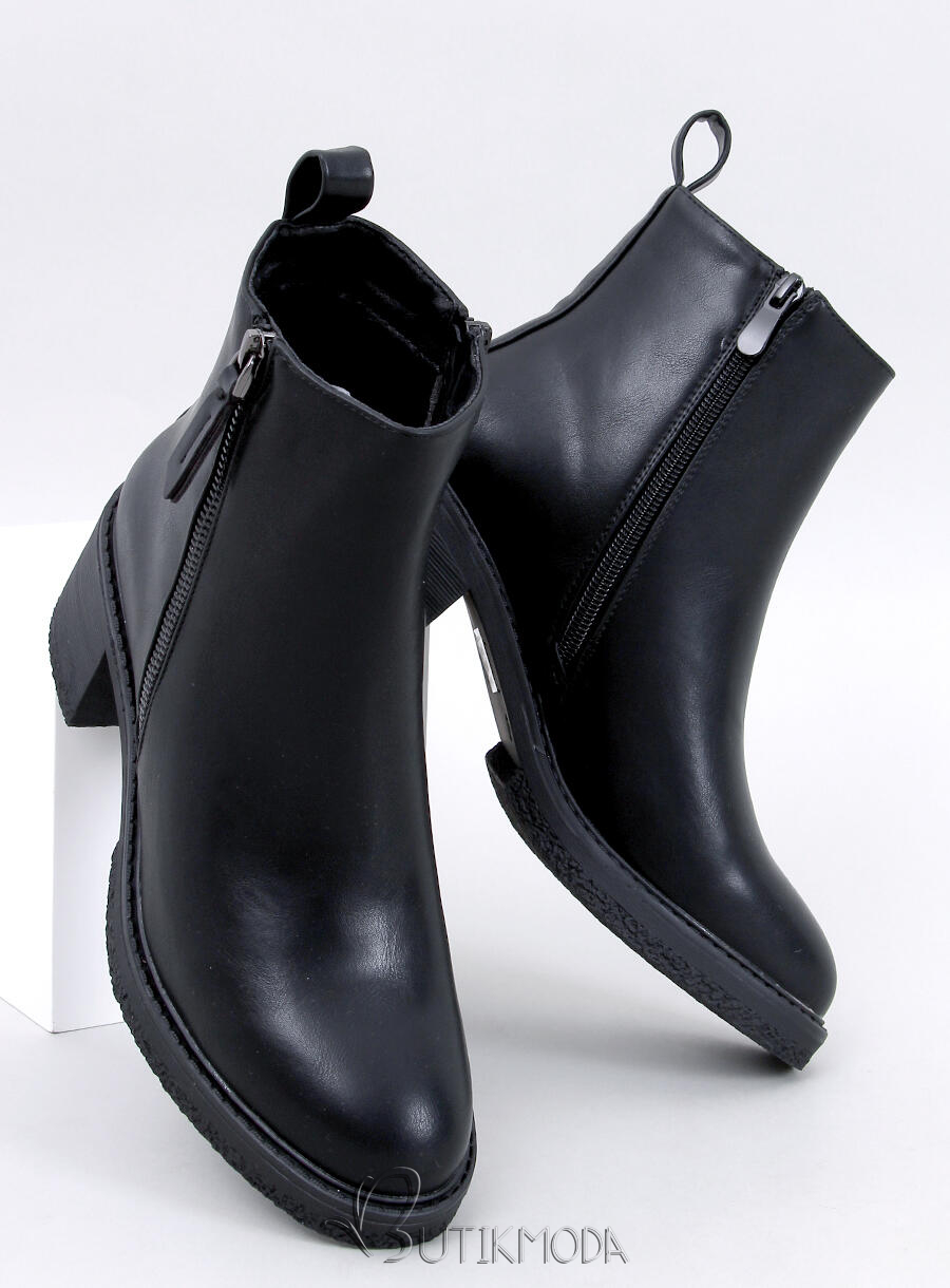 Schwarze Stiefeletten MINDY