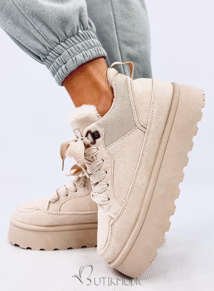 Wintersneaker mit hohem Plateau Beige