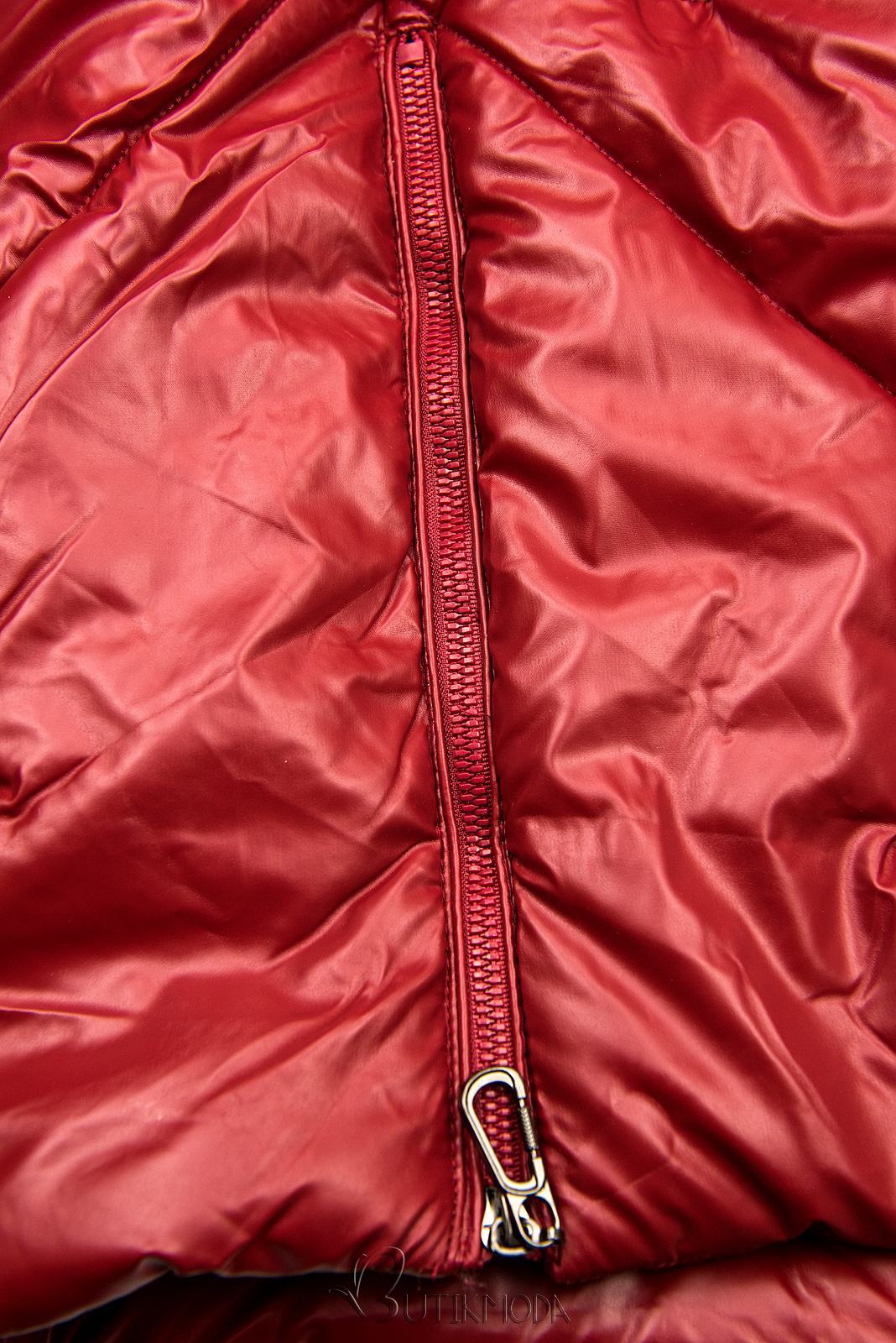 Gesteppte Jacke in glänzender Optik rot