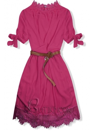 Kleid mit Gürtel rosa