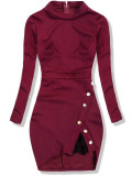 Kleid mit Zierknöpfen und Spitze bordorot