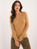 Eleganter camelfarbener Pullover mit langen Ärmeln