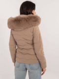 Beige Winterjacke mit Kapuze