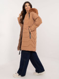 Bequeme Winterjacke mit Kapuze in Camel-Farbe