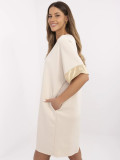 Beige Oversize Kleid mit kurzen Ärmeln
