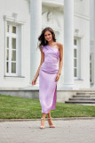 Satiniertes Midi-Kleid mit einem Schulterträger in Flieder