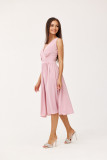 Midi-Kleid mit Wickelausschnitt und breiten Trägern in Dunkelrosa