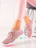 Sportliche Sneakers auf bunter Plattform von Shelovet