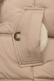 Wintermantel mit hohem Kragen und Kapuze Beige