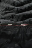 Winterjacke mit Fellimitat an der Kapuze schwarz