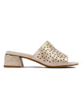 Luftige goldene Sandalen mit niedrigem Absatz